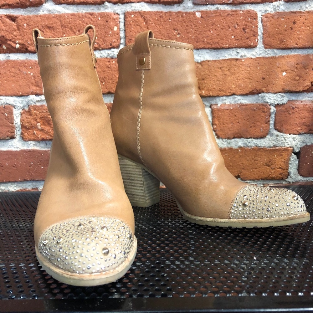 Stuart Weitzman Tan Studded Booties